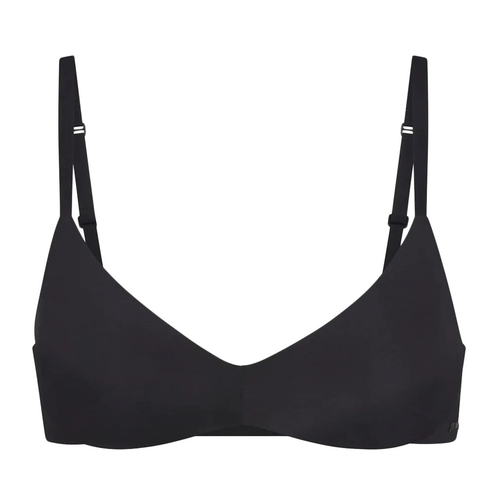NWT SKIMS Wireless Form Push Up Plunge Bra Onyx 34C